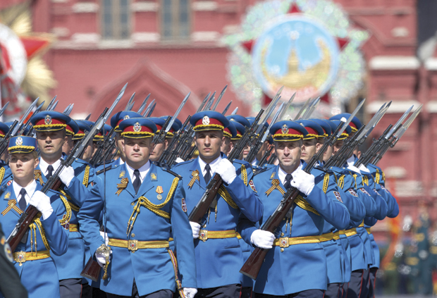 Српски гардисити на великој војној паради у Москви: Белоруси и ми једини из Европе који ће уз Каћушу корачати на Црвеном тргу 
