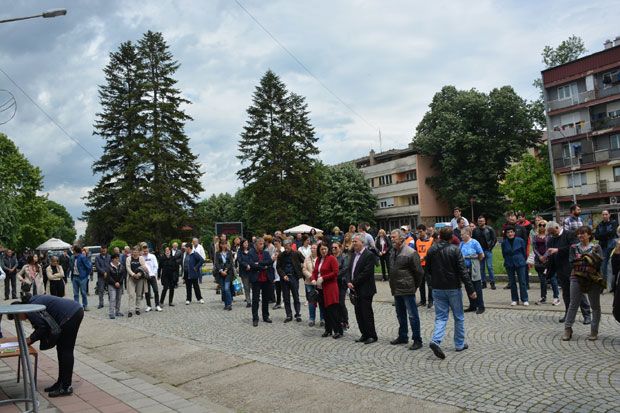 Враћа се одељење економских техничара, али школа вероватно без “хемичара” и “фармацеута”: Епилог протеста у Средњој школи у Варварину