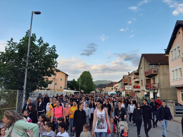 Литије у Беранама и у Кутима: Бране се светиње и за Тројице (ФОТО+ВИДЕО)