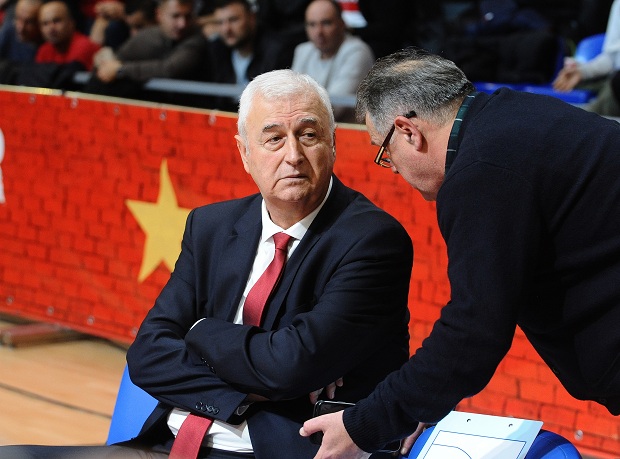 Човић и Шакота у понедељак пред новинарима