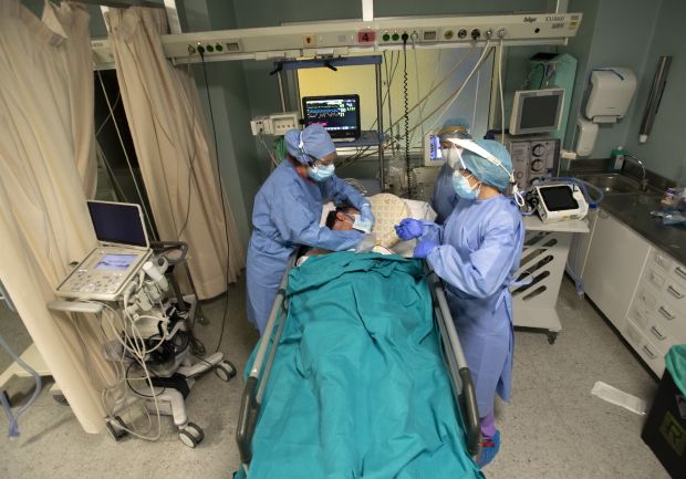 Поново страхују од короне: Ново жариште у римској болници