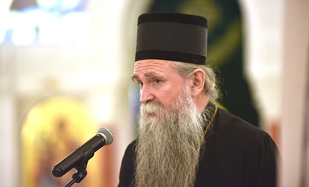 Порука Владике Јоаникија: Када дођу искушења, НЕМОЈ ДА СЕ БОЈИМО, ово су дани војевања са неправдом и предумишљајима власти ПРОТИВ ЦРКВЕ!