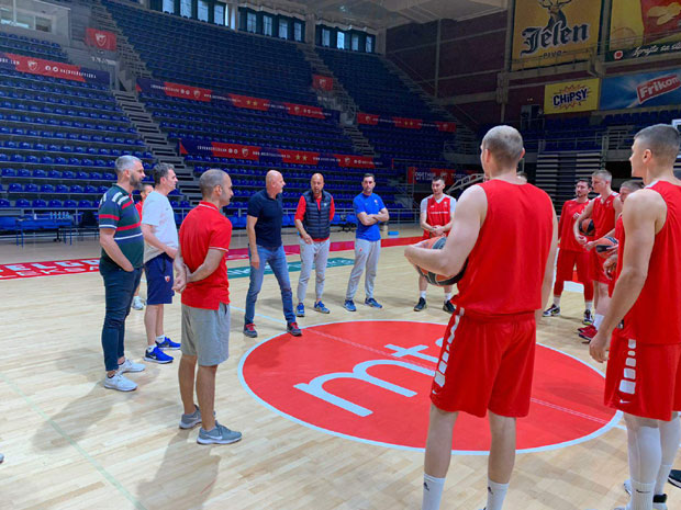 Први тренинг Саше Обрадовића са играчима Црвене звезде (ФОТО/ВИДЕО)