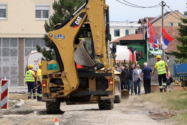 У обнову уложене милијарде: Ветерник добија обрисе градића
