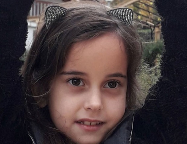 Како је изгледало Унино крштење на Божић: Амфилохије је девојчицу помиловао по глави, а она му је упутила ЈЕДНУ РЕЧЕНИЦУ