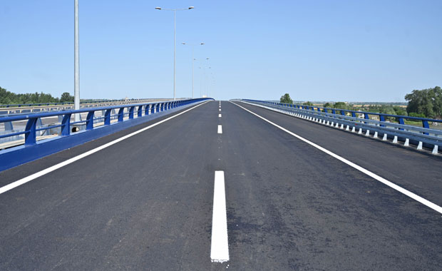 Пуштањем у саобраћај новог моста преко Саве, обилазница око Београда постаје потпуно функционална: Близанац повезao Србију (ФОТО)