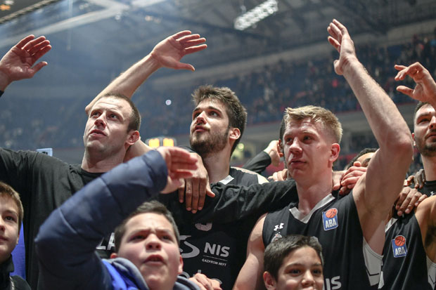 Кошаркаши Партизана ставили тачку на турбулентну сезону и отишли на летњу паузу: Остали недоречени