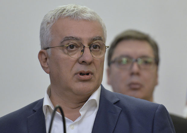 Андрија Мандић: Подносим оставку на место посланика