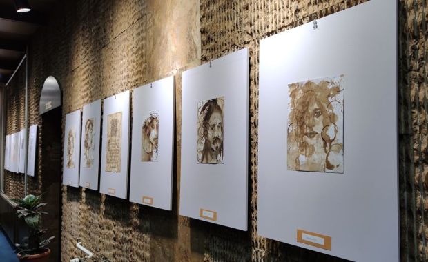 Калиграфски радови гимназијалки у библиотеци: Изложба у Врњачкој Бањи