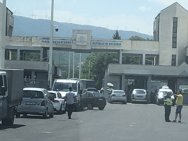 Грчки министар туризма Хари Тхеохари: Грђанима Србије биће ДОЗВОЉЕН улазак