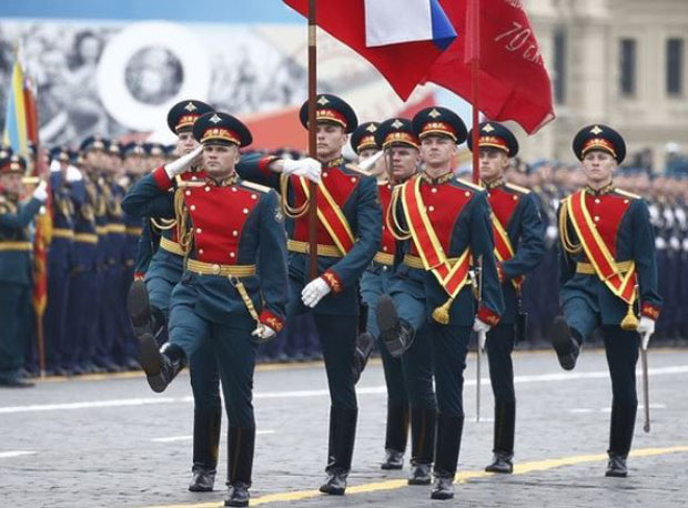 Корона одлаже параду у 14 градова у Русији