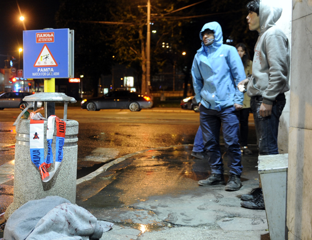 Туча миграната у центру Београда: Један теже повређен