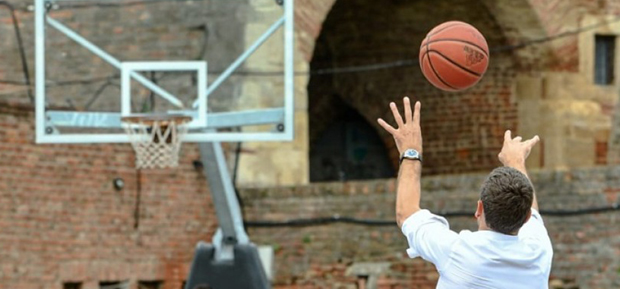 Од НБА турнеје до тројке Мише Тумбаса: Једна од најуспешнијих сезона у историји КК Партизан овековечена документарним филмом