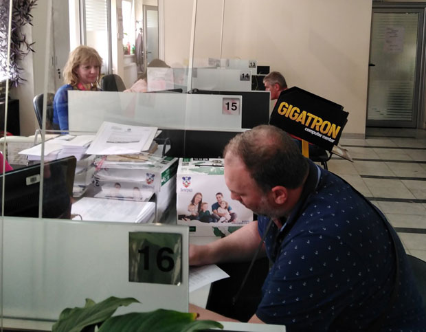 Подела повластица породицима са троје и више деце: За картицу три плус стигло 3.557 захтева