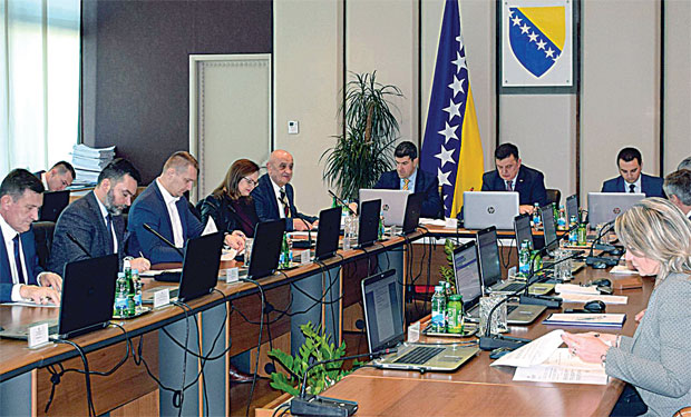 Проблеми за најјачу бошњачку странку: Попуњавање места у заједничким институцијама БиХ - Дошле на наплату уцене СДА 