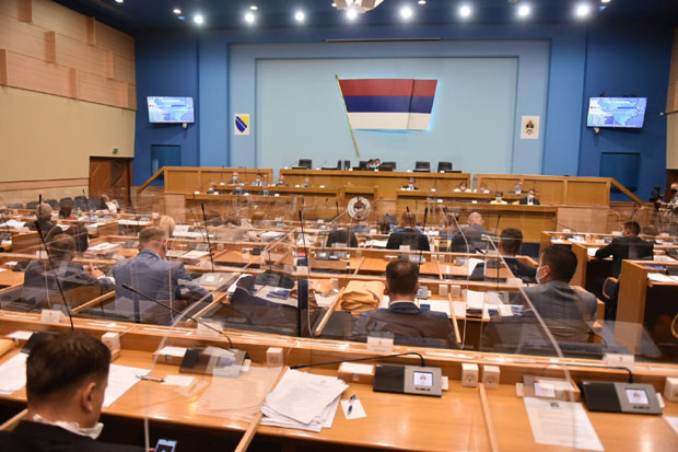 Српска се задужује за 49 милиона евра