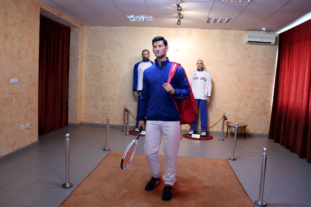 Нови Новак стигао у Јагодину: Ђоковић у Музеју воштаних фигура