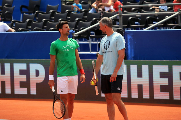 Загрејавање у Задру: Ђоковић и Зверев под будним оком Иванишевића (ФОТО)