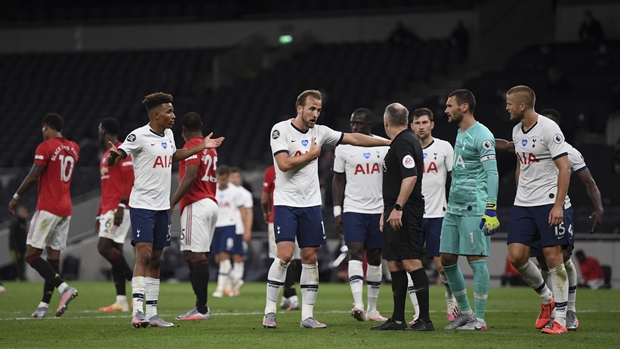 Јунајтед са пенала до бода против Тотенхема: ВАР поново у центру пажње