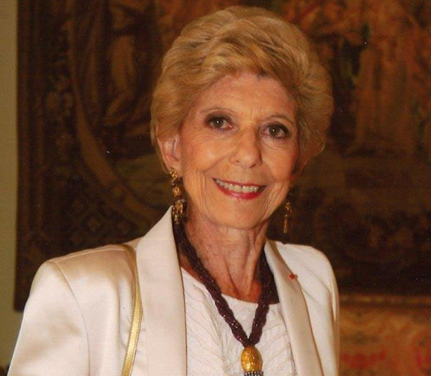 Елен Карер Данкос, секретар Француске академије, поручује: Време је за нову Европу, са Русијом!
