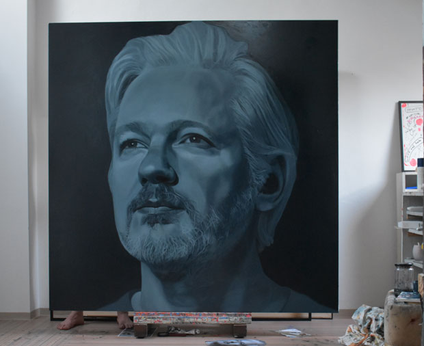 Асанж са сјајем у очима: Шћепановићев портртет одушевио Џулијанову мајку