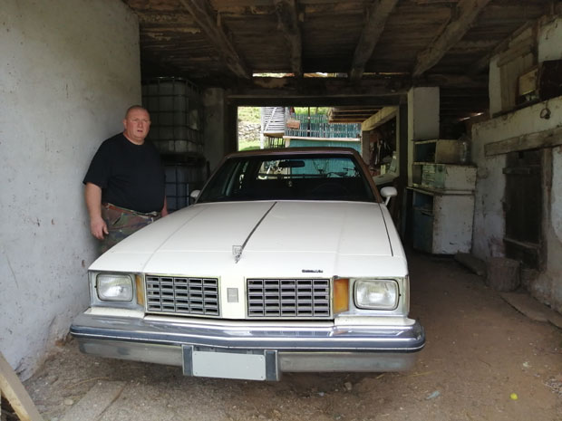 Олдтајмер којег сви хоће: Не смем ни да кажем колико су ми нудили за њега - каже поносни власник