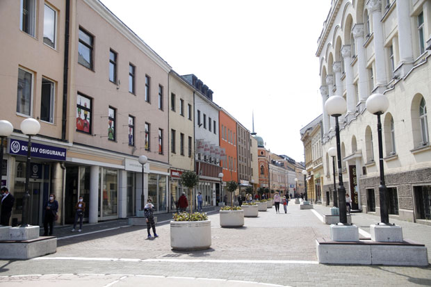 Удружење послодаваца туризма и угоститељства РС: Позив гостима и грађанима да се придржавају препорука, како не би дошло до рестриктивних мера