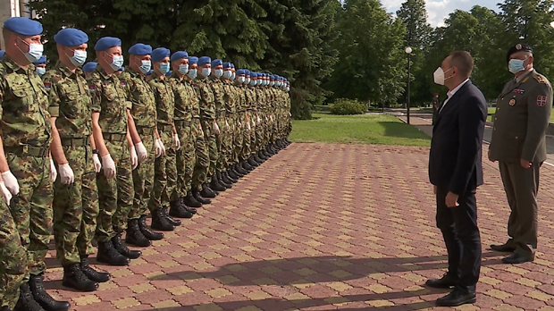 Министар Вулин обишао у Москви припаднике Гарде Војске Србије (ФОТО)