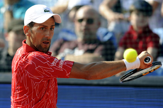 Французи су претерали: Угледни лист се ОВОМ карикатуром подсмевао Ђоковићу (ФОТО)