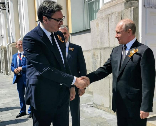 Хвала на гостопримству, драги пријатељу: Вучић после параде, на Инстаграму поздравио Путина (ФОТО)
