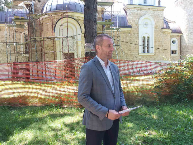 Сензација у Црној Гори: Напустио Мила и вратио мандат због цркве и литија! (ФОТО/ВИДЕО)