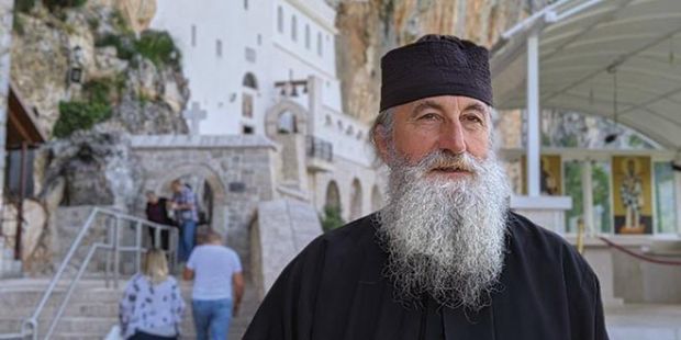 Протојереј Јован Пламенац: Ко позива на линч?