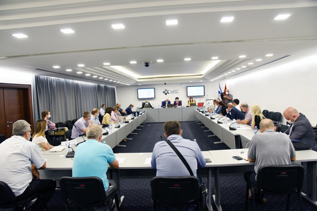 Црногорски трговци не одустају од укидања нерадне недеље