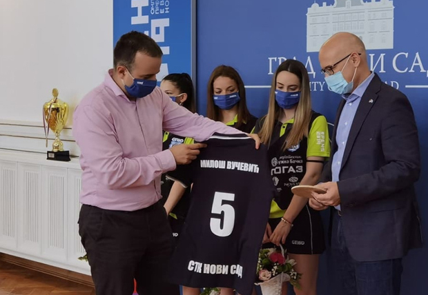 Шпијунка: Милош Вучевић добио дрес