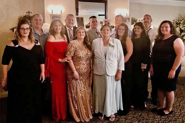 За недељу дана изгубили смо ПЕТ ЧЛАНОВА ПОРОДИЦЕ због КОРОНА ВИРУСА: За све људе имамо САМО ЈЕДНУ ПОРУКУ