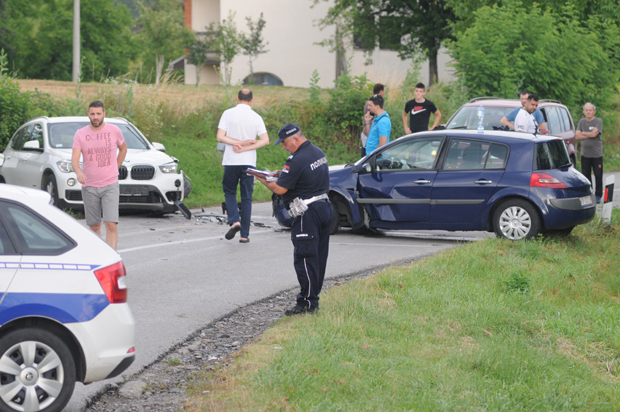 УДЕС КОД КРАЉЕВА: Повређене три особе, међу њима И ДЕТЕ