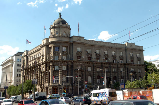 Koнсултације почињу 15. јула, нова влада до 25. августа, биће значајних промена у Немањиној