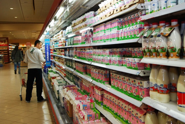 Приходи домаћинстава мањи од трошкова за 400 динара 