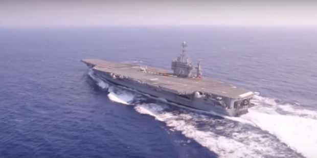 ОДГОВОР НА ПРЕТЊУ ИРАНА: Морнарица САД спремна да обезбеди слободу пловидбе 