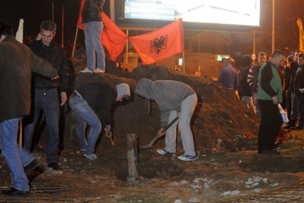 Кривичне пријаве због рушења темеља за крст у Скопљу 