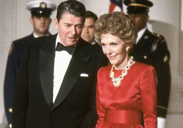 Вил Фарел не ради на комедији о Регану