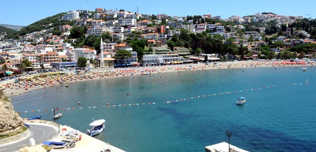 Албанија отвара конзулат у Улцињу