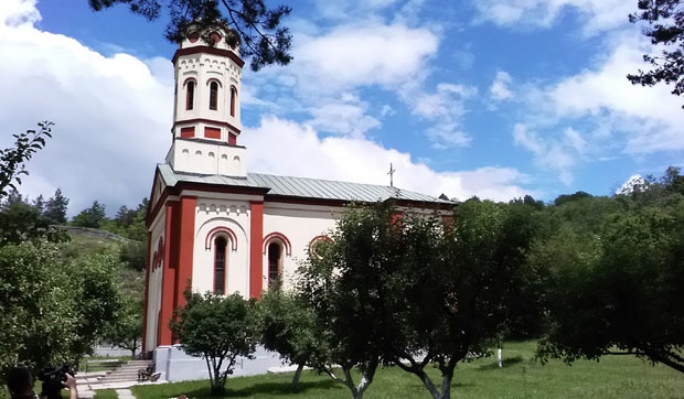 Ухапшени осумњичени за крађу црквених звона у Великом Кривељу