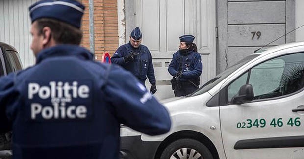 Нападнути полицајци, делимично затворена железничка станица