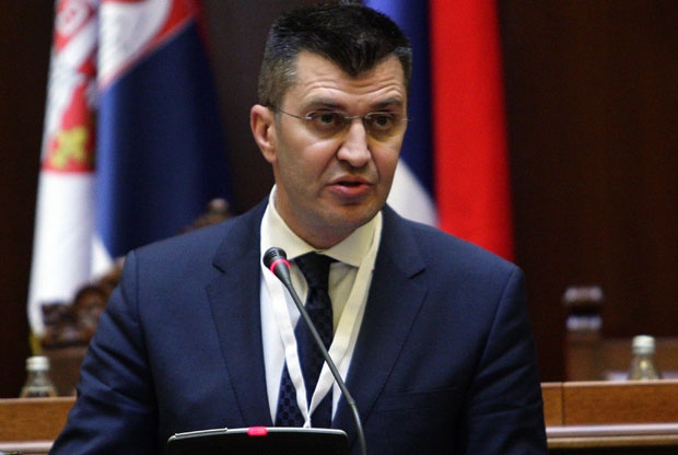 Пензионе чекове ће заменити картице 