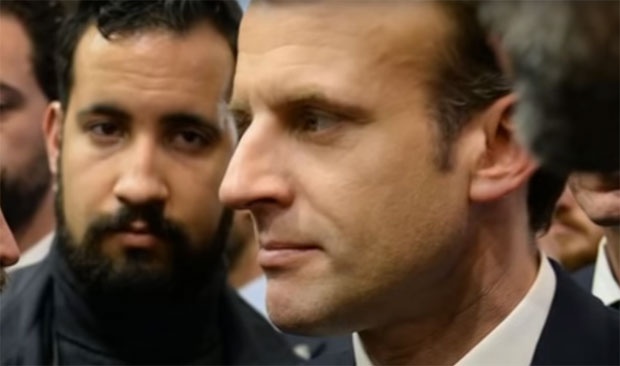 Обустављена истрага за Макронове сараднике у афери Бенала