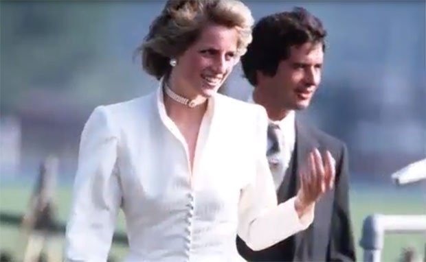 ОТКРИВЕНА ТАЈНА ПОРУКА: Шта је принц Чарлс послао Дајани уочи венчања 