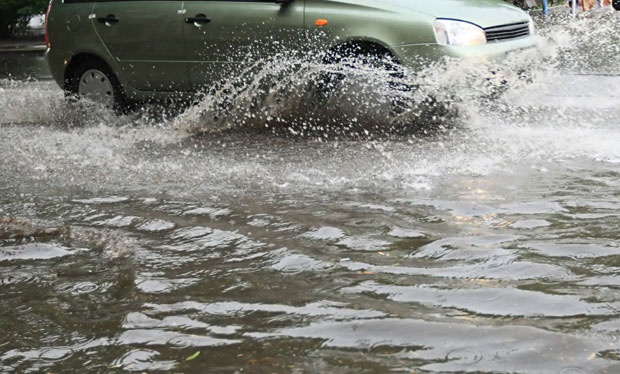 НЕВРЕМЕ ПРАВИ ХАОС ПО ЕВРОПИ: Словенија се спрема за потоп, део Аустрије одсечен од света