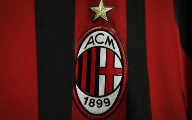 РОСОНЕРИ ОДУСТАЛИ ОД ЛИГЕ ЕВРОПЕ: Рома уместо Милана