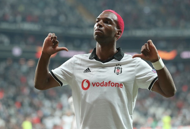 Бабел близу преласка из Бешикташа у Галатасарај